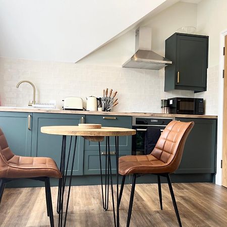Modern Central One Bedroom Apartment In Penzance Exterior foto